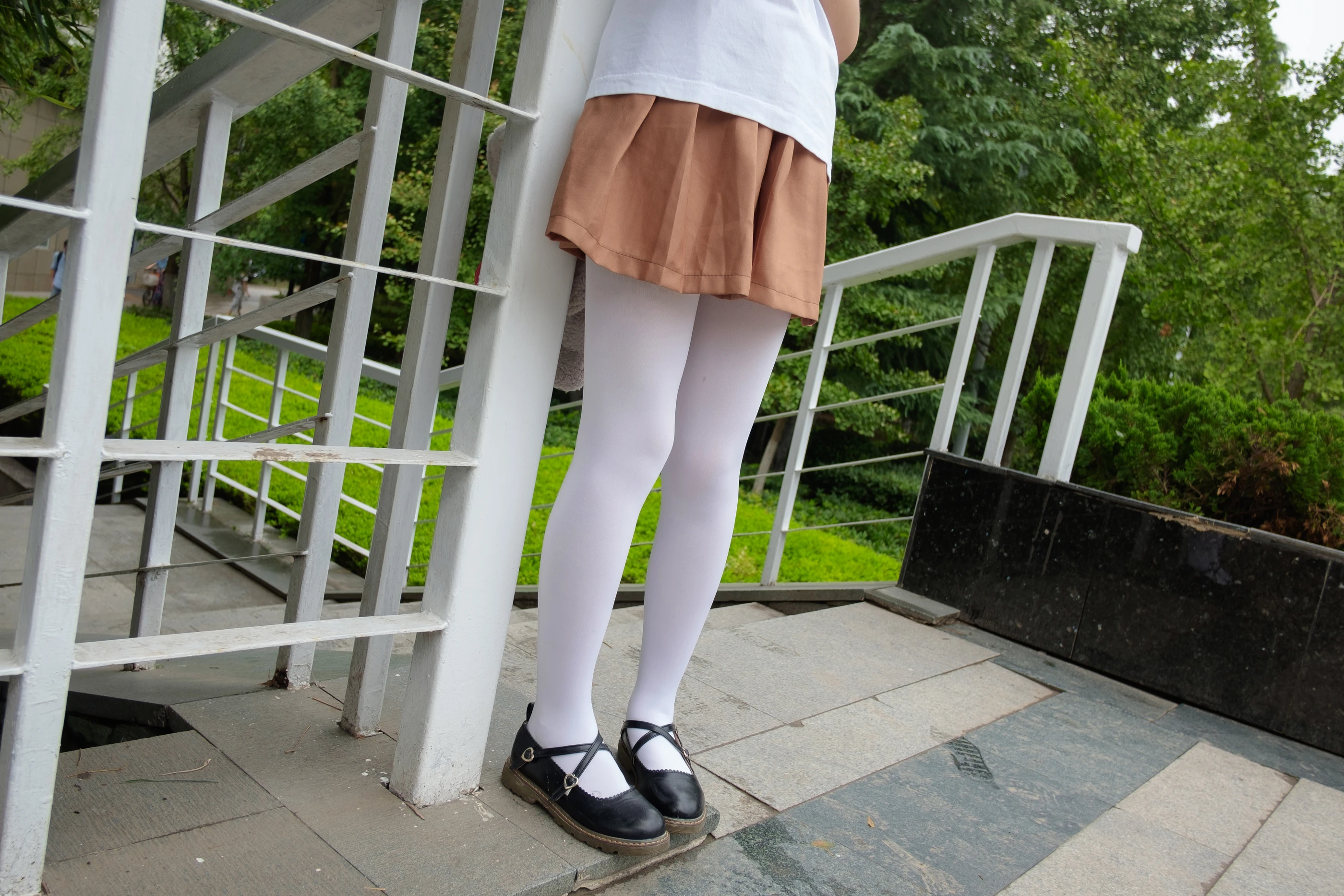 森萝财团 [BETA-004] 高中女生JK白丝外拍 [113P]插图7